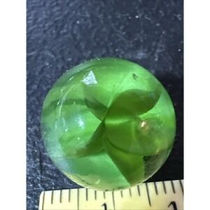 Vitro Lime Green Eight Vane Color Cat's Eye Marble